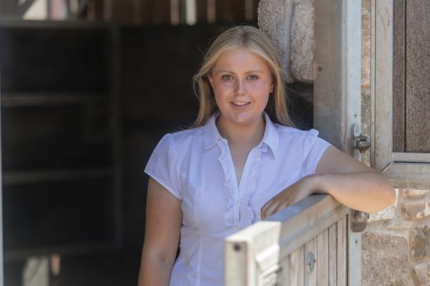 Hanna Rhianydd Davies
