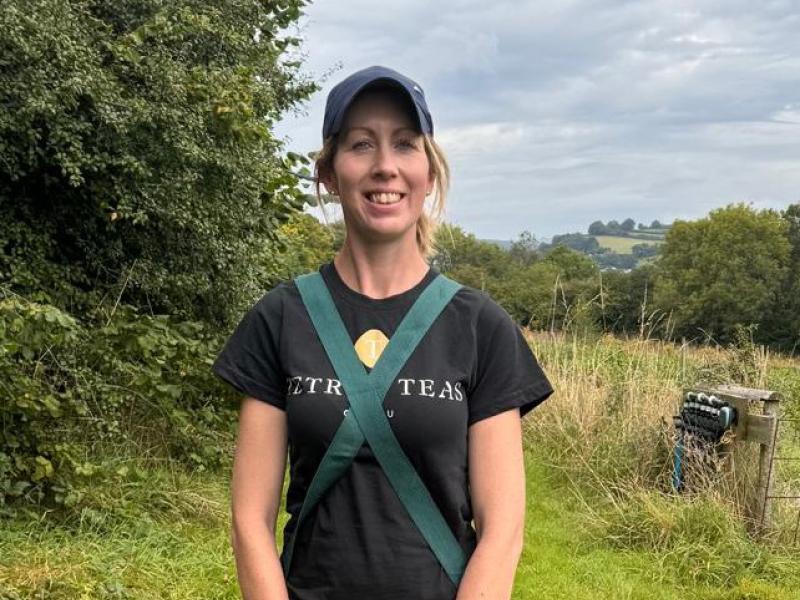 Dr Mandy Lloyd	