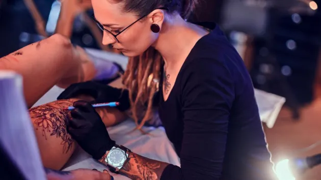 Tattoo artist