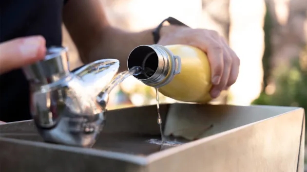 Refillable water bottle