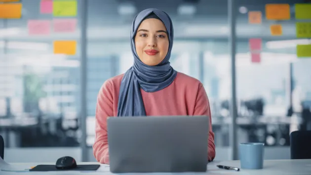 Female engineer wearing a Hijab
