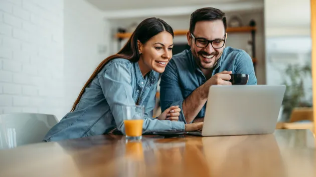 online shopping - couple